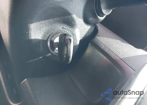 2016 Toyota Camry Se z USA, uszkodzony, nr VIN 4T1BF1FK6GU176135